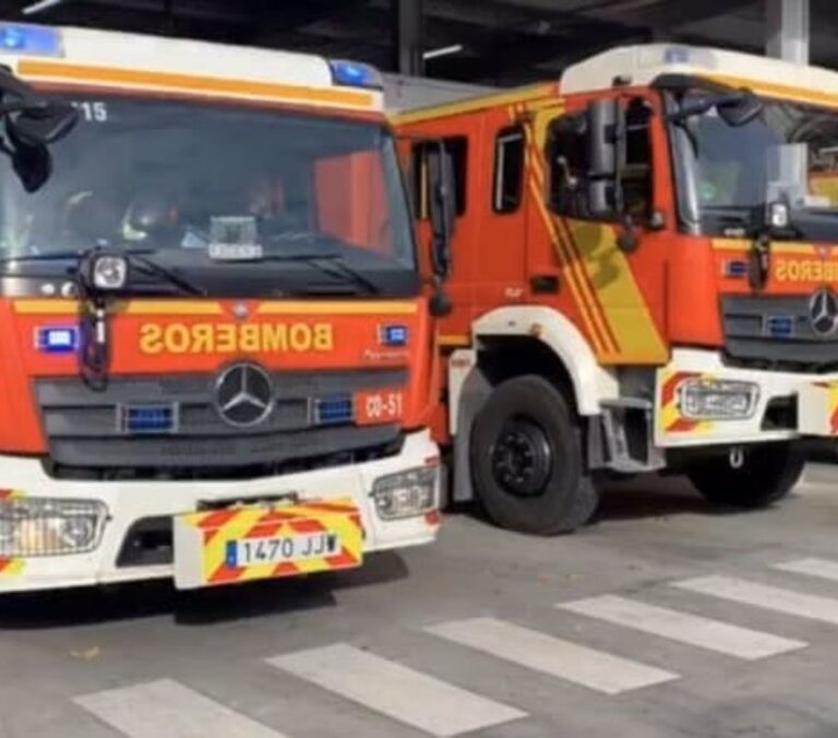 Fallecen dos personas en un incendio en un edificio del barrio madrileño de La Latina