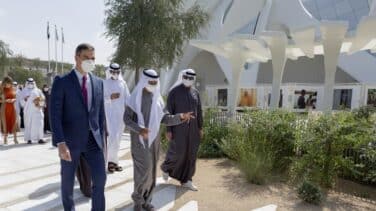 Las arenas 'movedizas' que fascinaron a Sánchez en Emiratos