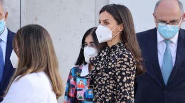 Doña Letizia visita el Centro de Protonterapia QuirónSalud, primera instalación de terapia de protones en España