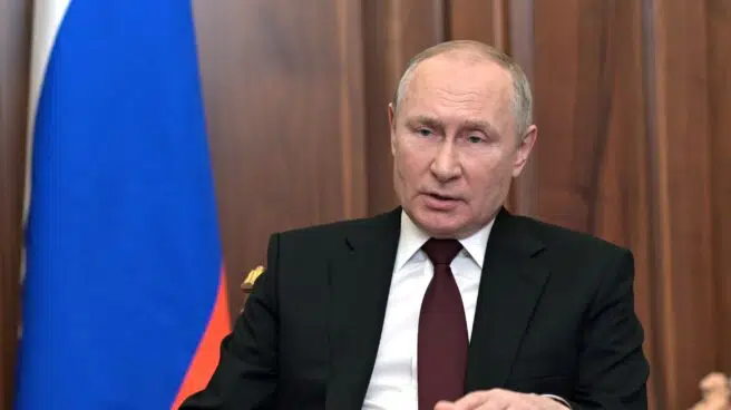 Putin ordena poner en alerta especial las fuerzas de disuasión responsables del armamento nuclear
