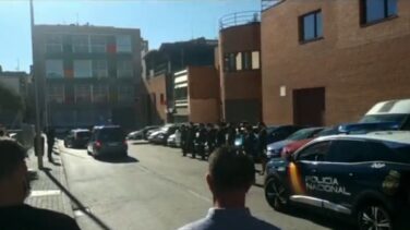 La Policía homenajea a una compañera de la comisaría de Ciudad Lineal de Madrid tras su fallecimiento