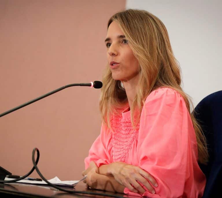 Cayetana Álvarez de Toledo pide la dimisión de Casado por la "inaudita" crisis con Ayuso