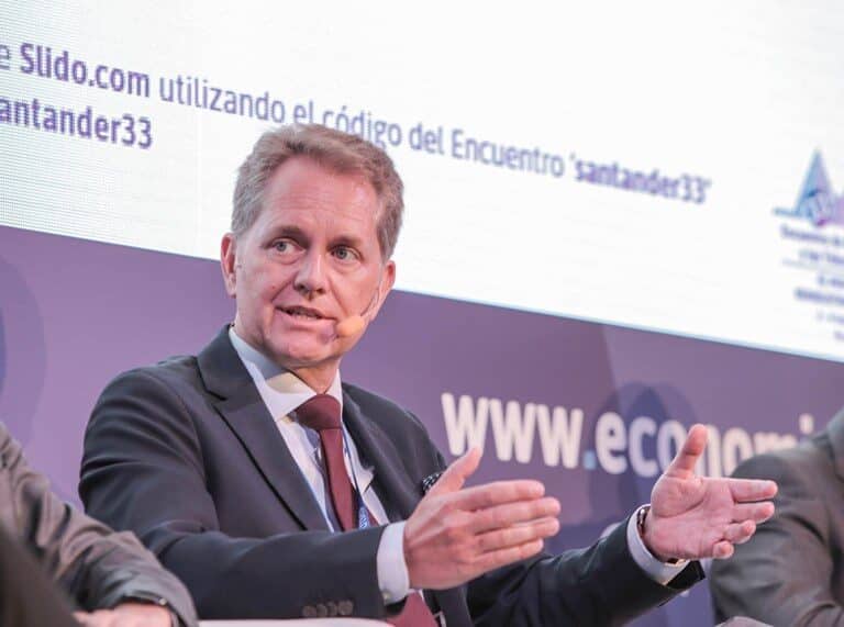 CEOE: “Las empresas españolas aún no están aprovechando las nuevas tecnologías digitales”