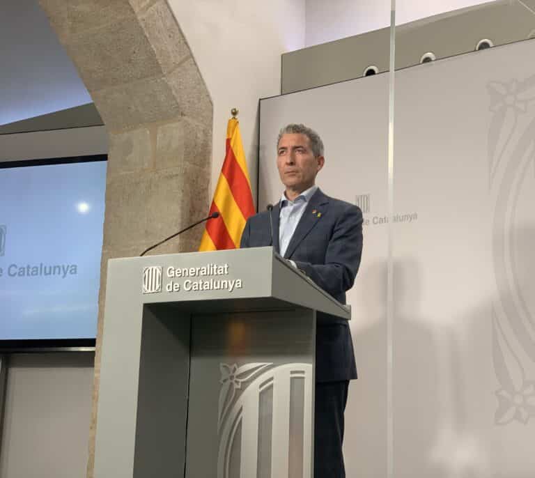 El Govern aprueba el decreto que rechaza los porcentajes de castellano impuestos por el TSJC