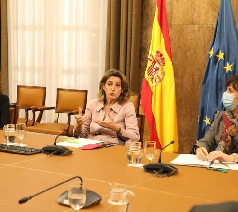 El Gobierno se cierra en banda y rechaza rebajar impuestos de los carburantes