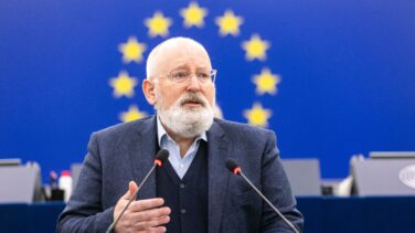 La UE vaticina un "próximo invierno duro" y pide utilizar menos calefacción "para ser más fuertes frente a Rusia"