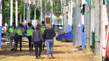 Los inspectores de Yolanda Díaz buscan a trabajadores irregulares en las casetas a 12 días de la Feria de Abril