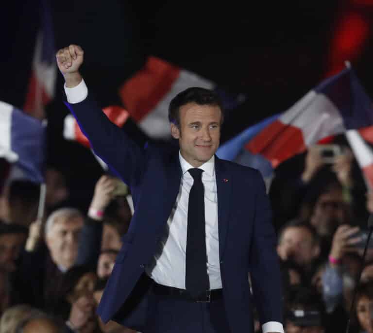 Macron revalida su mandato con holgura aunque la ultraderecha se consolida como alternativa