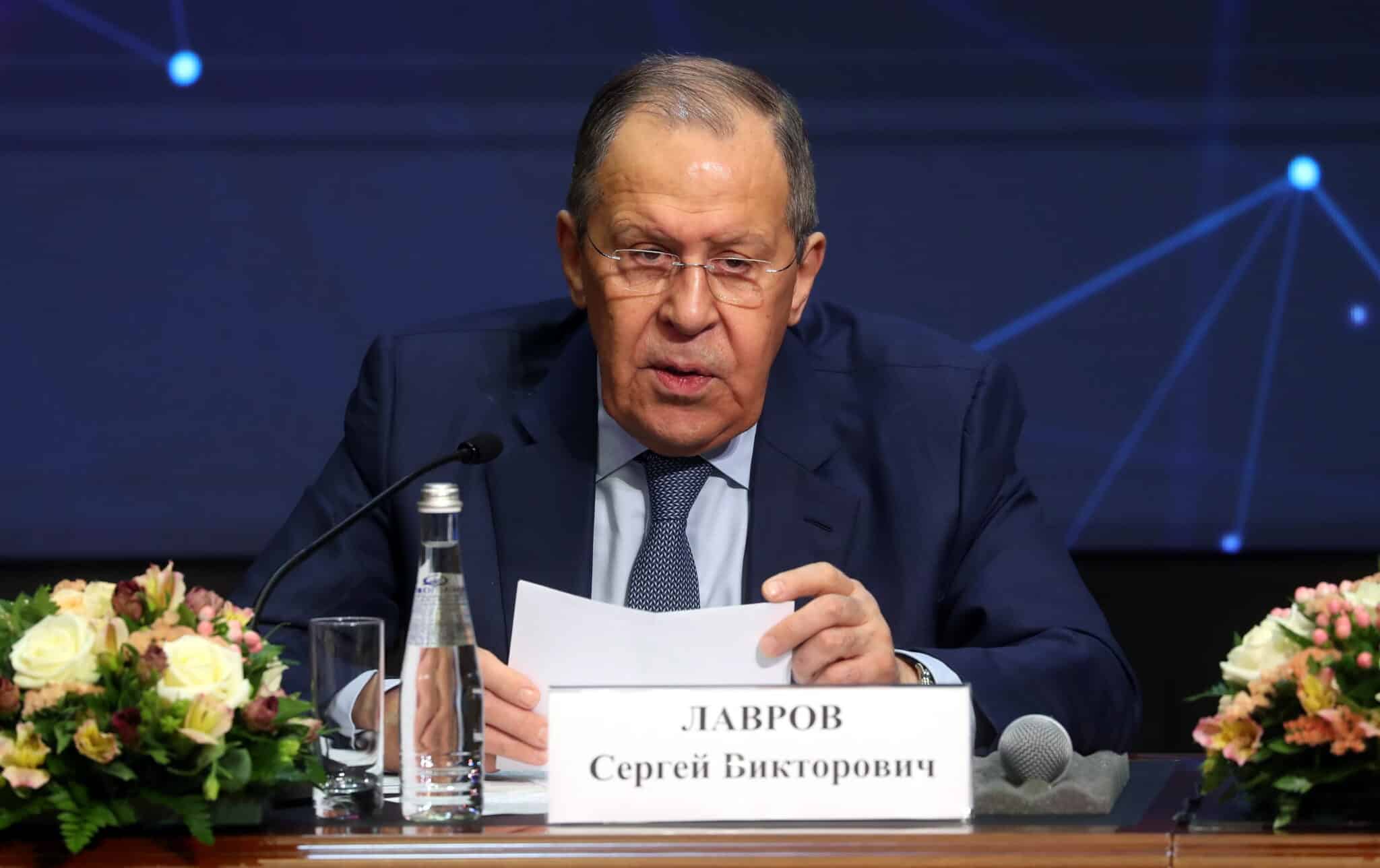 El Ministro de Relaciones Exteriores de Rusia, Sergei Lavrov, asiste al foro de Relaciones Internacionales Digitales