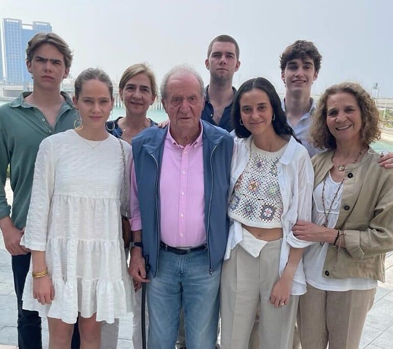 Publican nuevas fotografías de la visita de las infantas y los nietos de Juan Carlos I a Abu Dabi