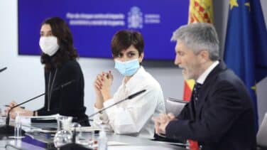 El Gobierno acusa a Núñez Feijóo de "abrazar los planteamientos de Vox"