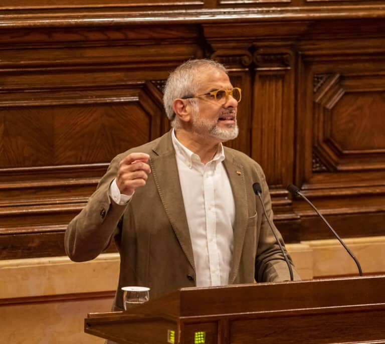 La Ley del catalán, en suspenso a la espera del Consejo de Garantías