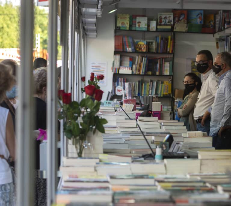 Las pequeñas editoriales, las perjudicadas de la Feria del Libro por el nuevo reglamento que las deja fuera del evento