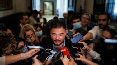 Rufián tilda de "tarado" a Puigdemont y obliga a Aragonès a disculparse ante JxCat