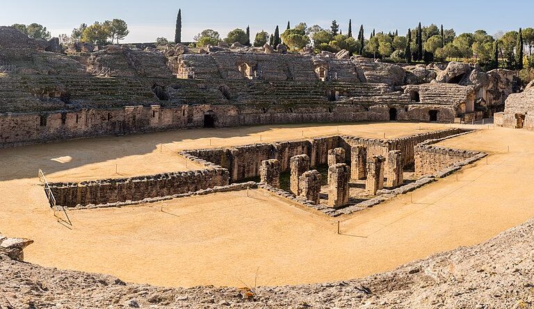 Una intervención en el anfiteatro de Itálica revela que sus cloacas siguen funcionando