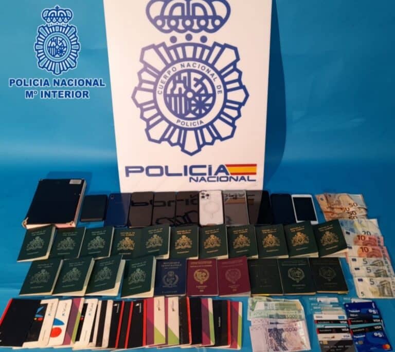 23 detenidos por falsificar 62 identidades para cobrar un millón de euros en ayudas sociales