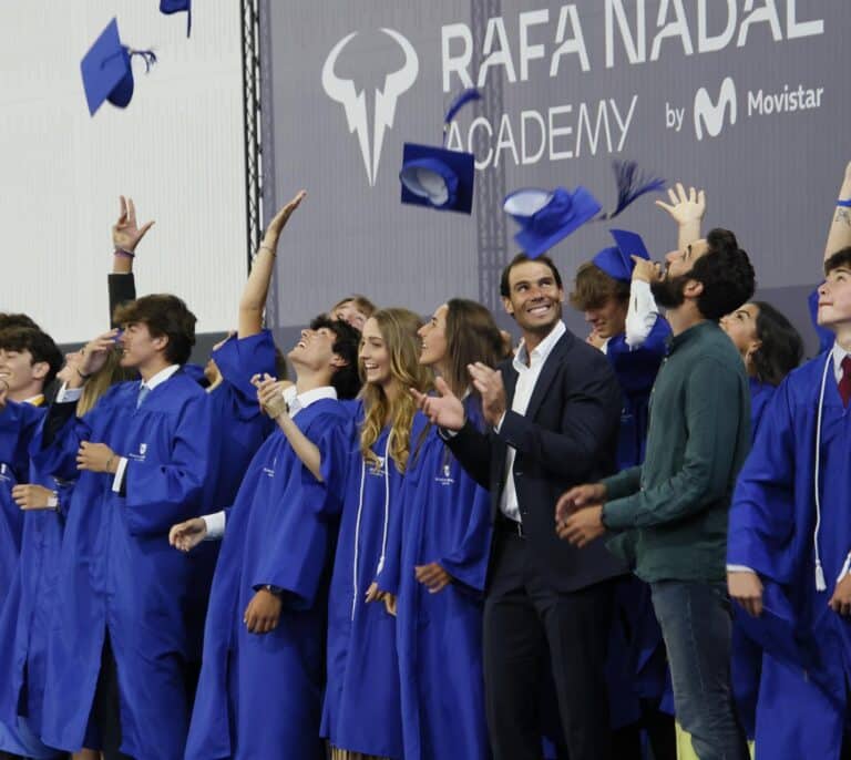 El mensaje de lucha y constancia de Rafa Nadal a los alumnos de su academia: "Fracasar solo es malo si no sabéis levantaros"