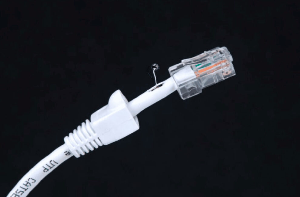 Rfsignal - Detector de micrófonos ocultos y telecámaras con cableado  inalámbrico : : Electrónica
