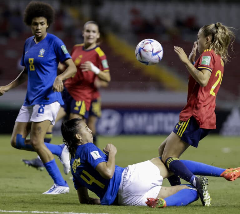 El fútbol profesional femenino firma con LaLiga un acuerdo comercial histórico