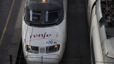 Restablecido el AVE Madrid-Barcelona tras cinco horas interrumpido por el robo de material ferroviario