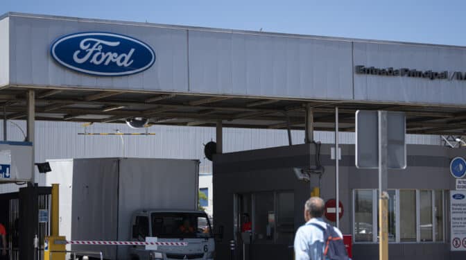 Ford cifra en 1.100 trabajadores el ERE en la planta de Almussafes