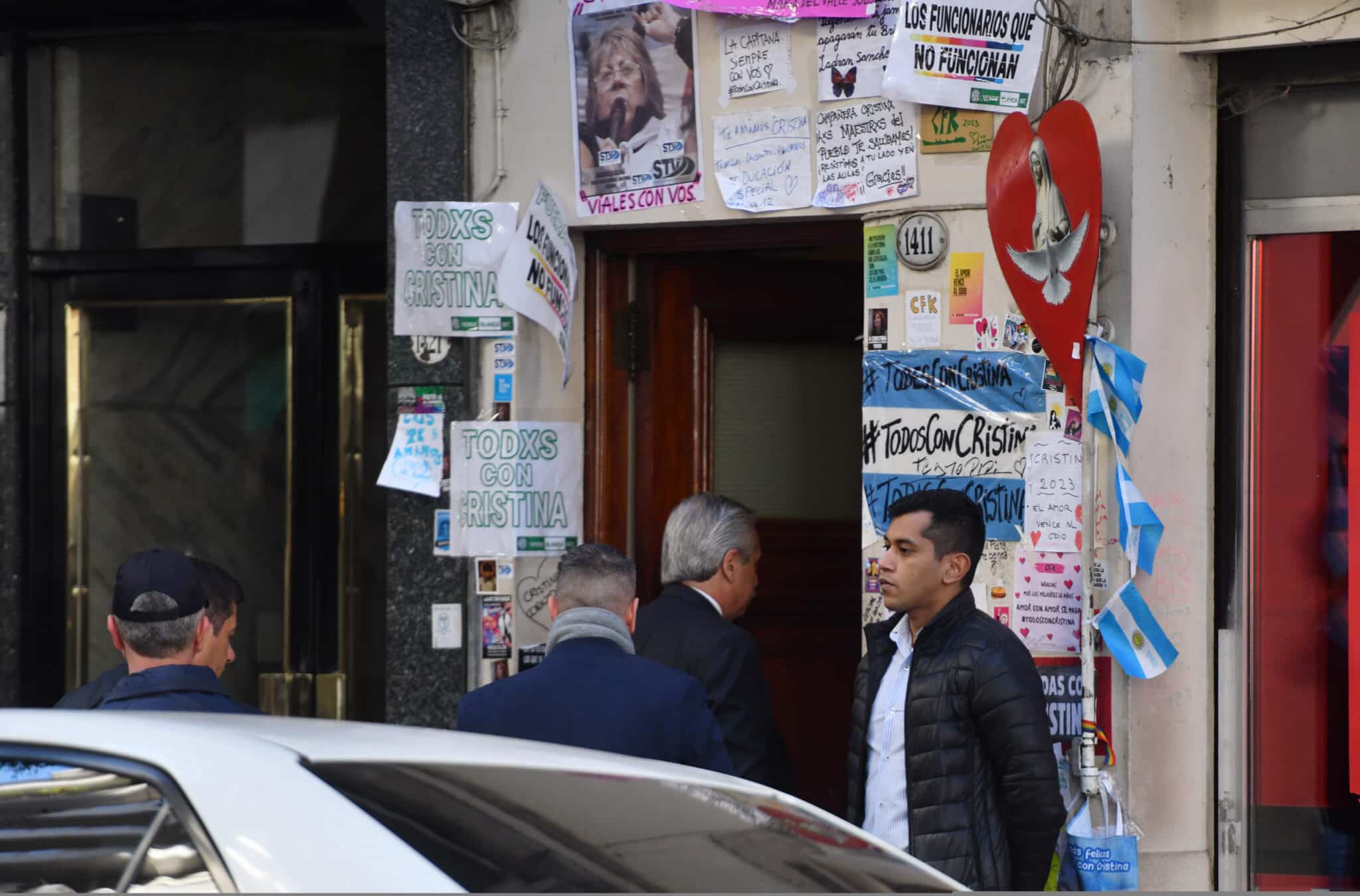 El oficialismo se echa a la calle para apoyar a Cristina Kirchner tras su intento de asesinato