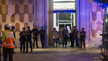 15 heridos por la explosión de un bidón en la Casa de Cultura de Girona