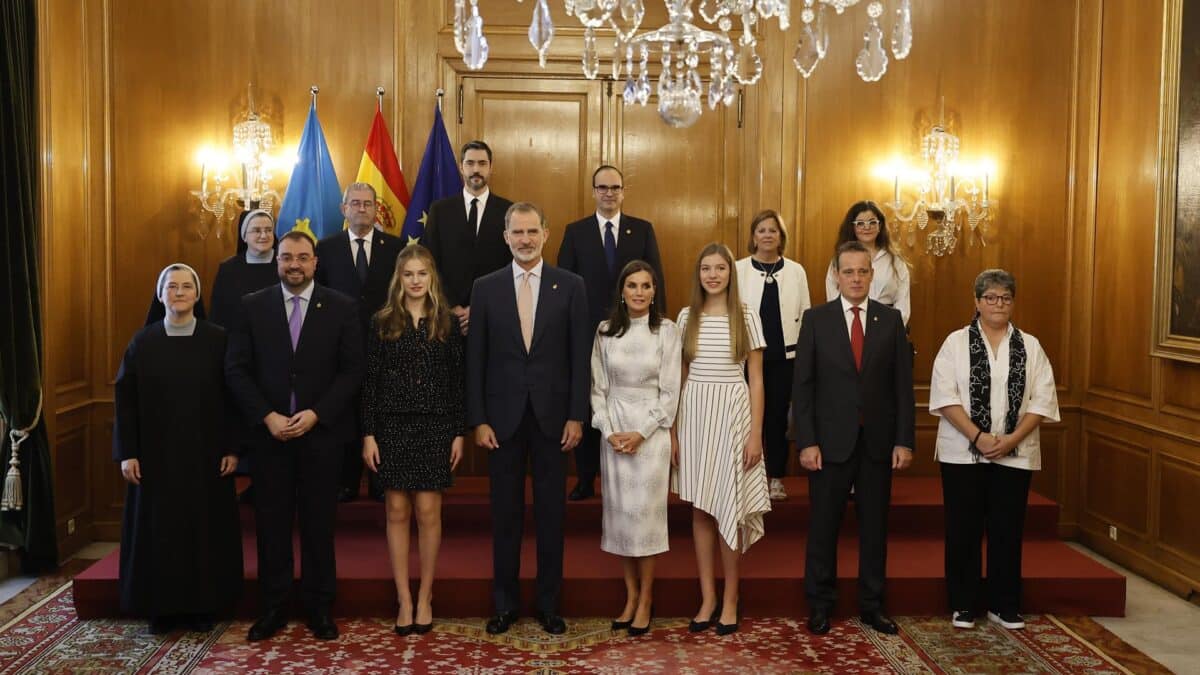 Los Reyes y sus hijas presiden los actos previos a los Premios Princesa de Asturias