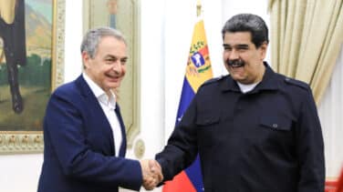 Zapatero se reúne con Maduro y Delcy Rodríguez en Caracas