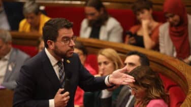 Aragonès se estrella con su debilidad parlamentaria en el primer pleno