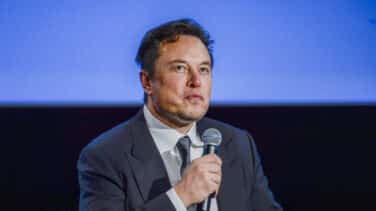 Elon Musk abandonaría Twitter si encuentra a alguien "lo suficientemente tonto como para aceptar el puesto"