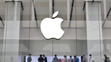 Bruselas acusa a Apple de incumplir la normativa europea en su App Store