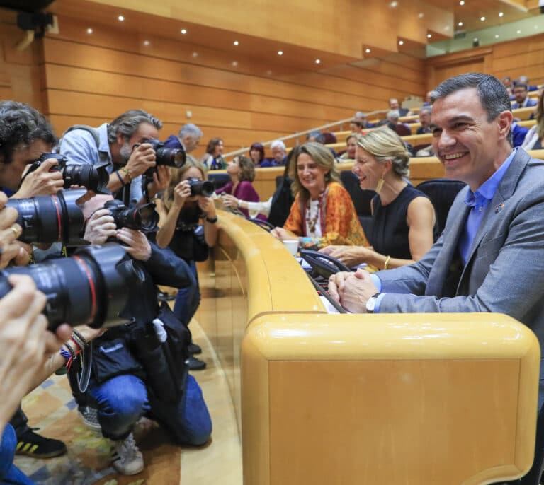 Sánchez corrige el tono contra Feijóo bajo el argumento de salvar la negociación del CGPJ