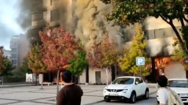 Muere un niño de 5 años en la explosión de un local comercial de Alcorcón