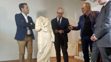 Descubren en Jaén una escultura romana de una mujer tallada en mármol del siglo I