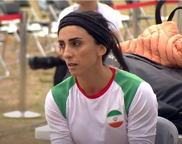 Irán detiene a la escaladora Elnaz Rekabi por competir sin velo en Seúl