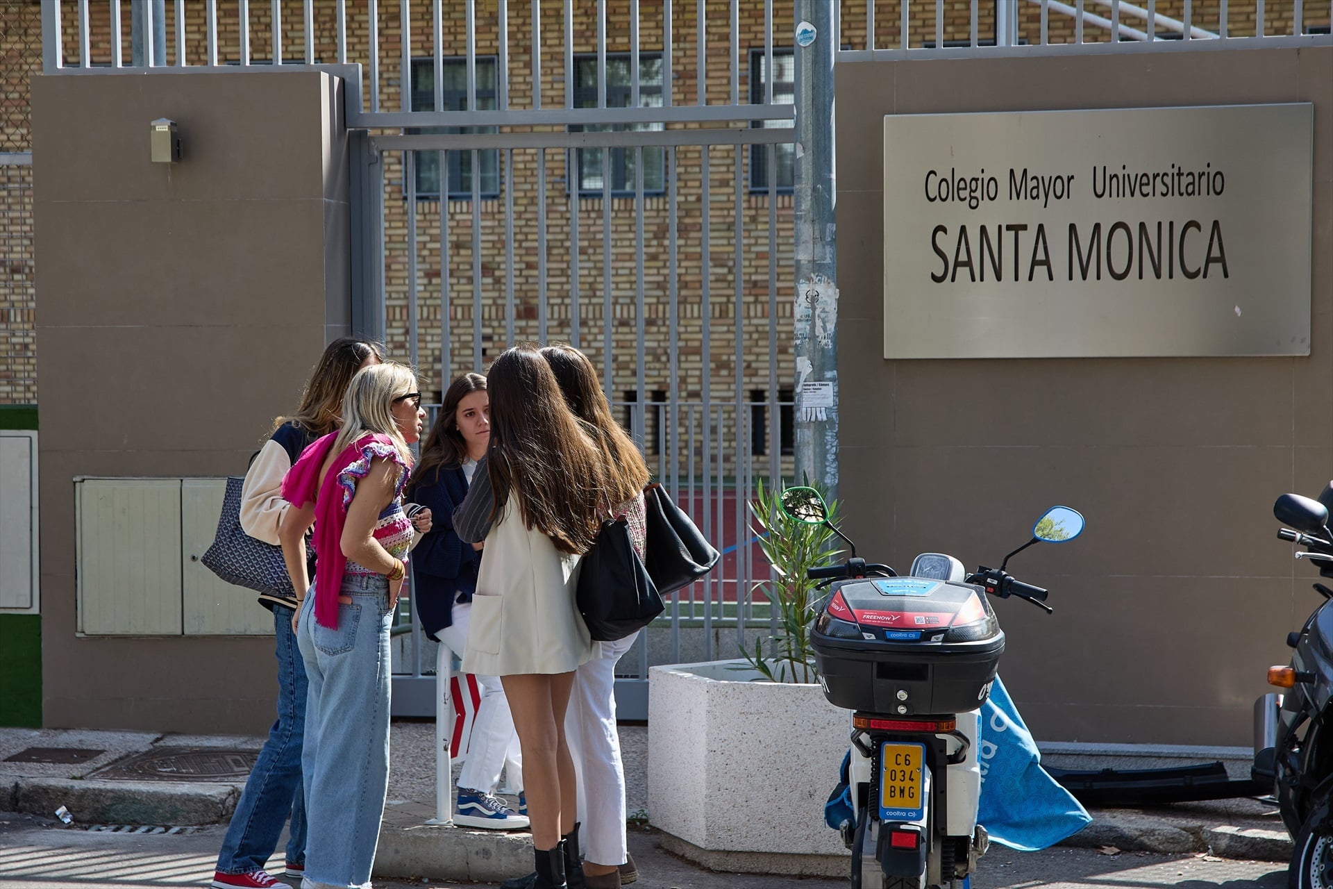 Residentes del Santa Mónica, no 