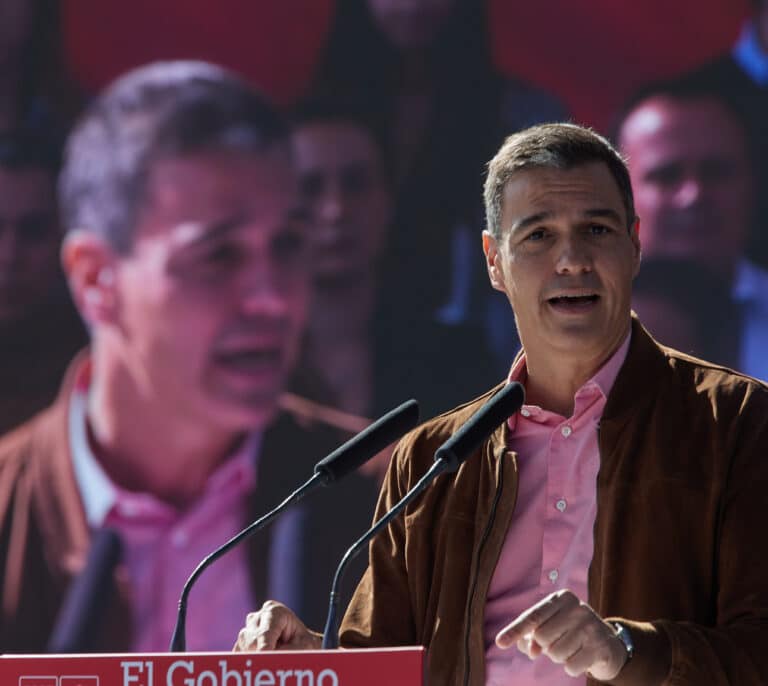 Tezanos catapulta a Sánchez y le da cuatro puntos de ventaja sobre el PP