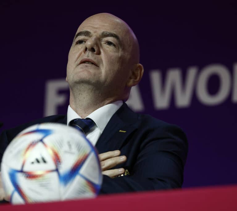 Infantino defiende a Qatar: "Me siento qatarí, gay, discapacitado, trabajador inmigrante"