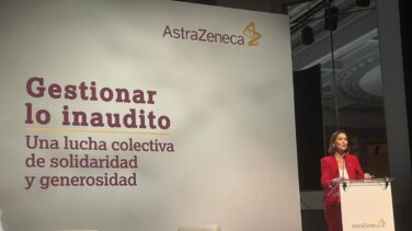 'Gestionar lo inaudito', el libro de Astrazeneca que recopila los testimonios de los profesionales que gestionaron la pandemia