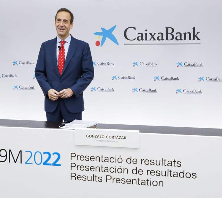 Gonzalo Gortázar (CaixaBank) asegura que los depósitos no son la mejor opción para ahorrar