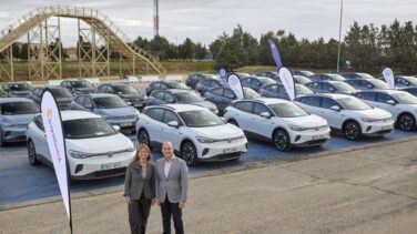 AstraZeneca renueva su flota de vehículos en España para reducir las emisiones