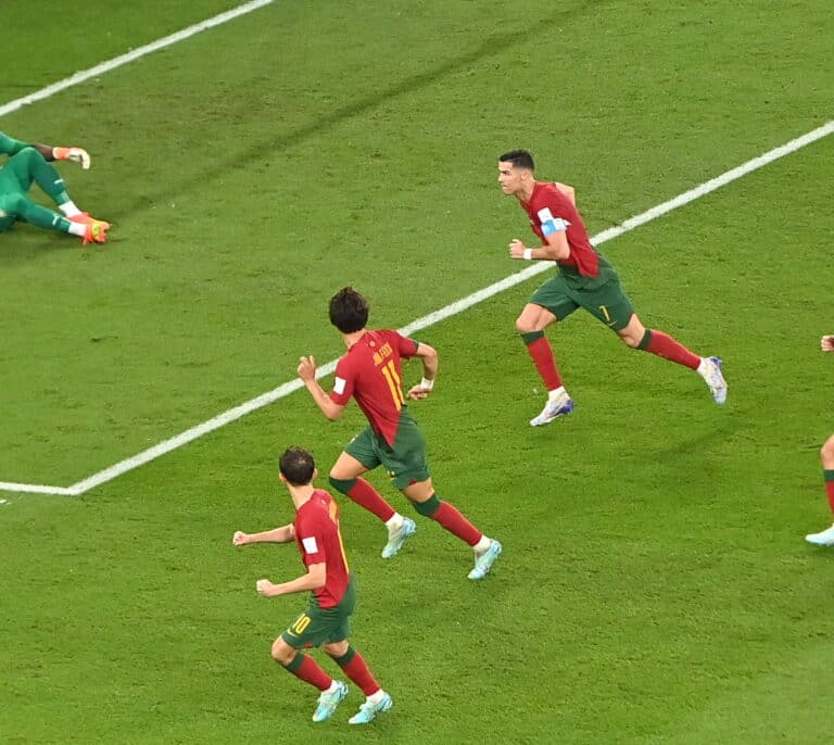 Cristiano y Joao Félix exhiben carácter en el partido más divertido del Mundial hasta ahora