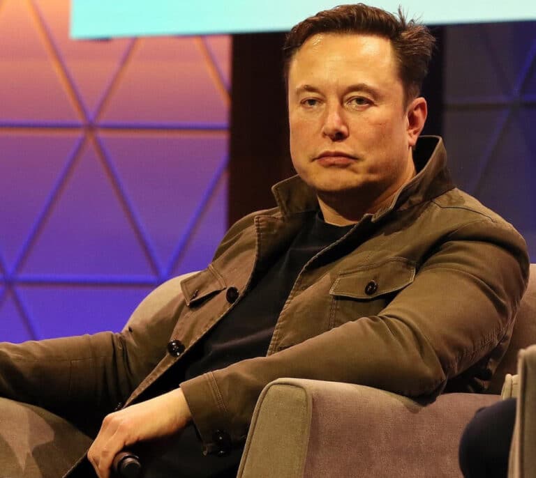 El ultimátum de Elon Musk genera una oleada de renuncias y hace peligrar el futuro de Twitter