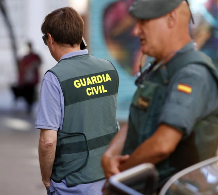 La Guardia Civil detiene a la cúpula de una plataforma de criptomonedas vinculada al cibercrimen y a Rusia