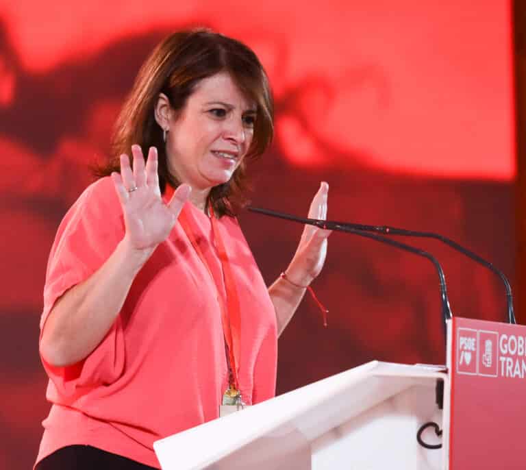 Adriana Lastra da a luz a su primer hijo cinco meses después de dejar su cargo en el PSOE