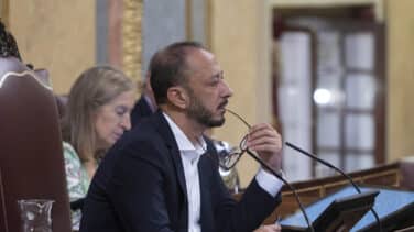 "Filoetarra" no existe porque ETA desapareció: así justifica De Celis el término de la bronca en el Congreso