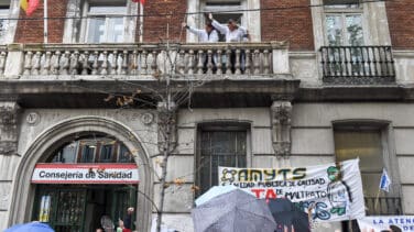 Los sindicatos de Atención Primaria interrumpen la huelga tras "acercar posiciones" con la Comunidad de Madrid