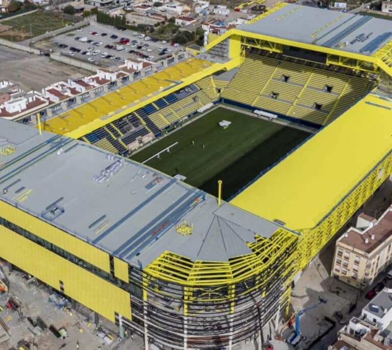 El Villarreal estrena la nueva Cerámica tras una ambiciosa remodelación