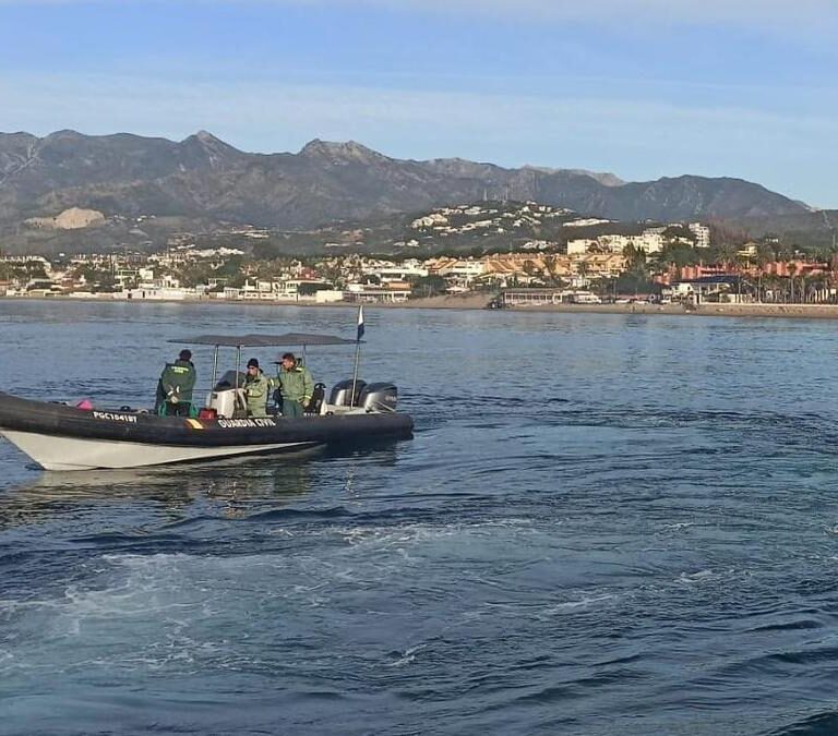 La Guardia Civil encuentra dos manos en una playa cercana al lugar donde encontraron el cadáver de la mujer en Marbella